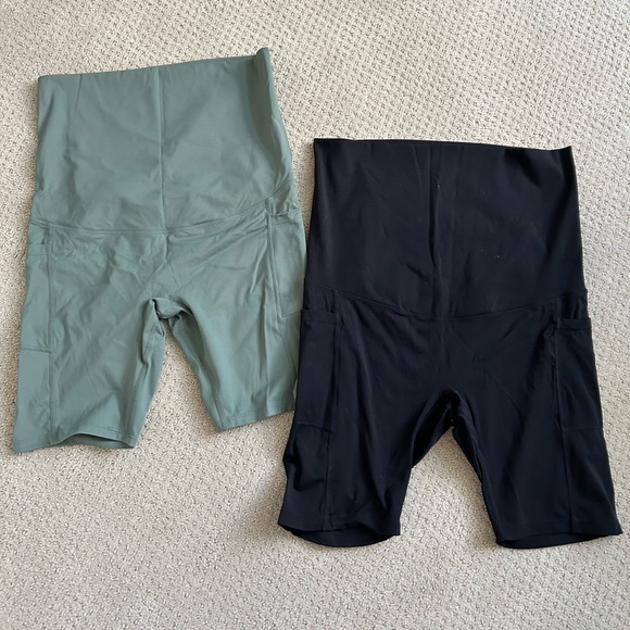 Poshdivah Maternity yoga shorts with pockets 2 pairs - Picture 2 of 5